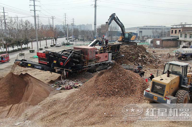 履帶式移動破應用于建筑垃圾處理現場一 履帶式移動破應用于建筑垃圾處理現場一